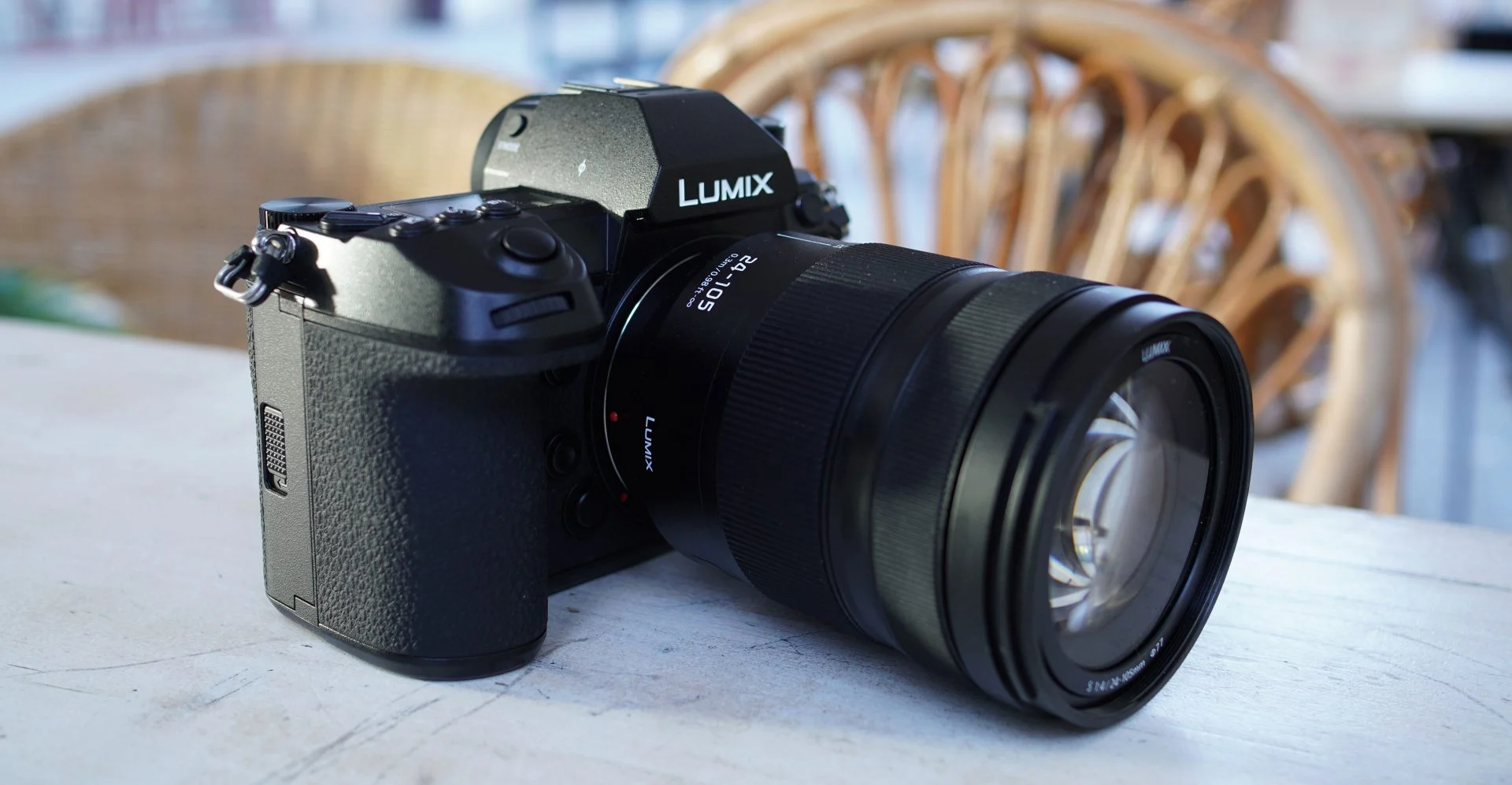 Panasonic Lumix S1R